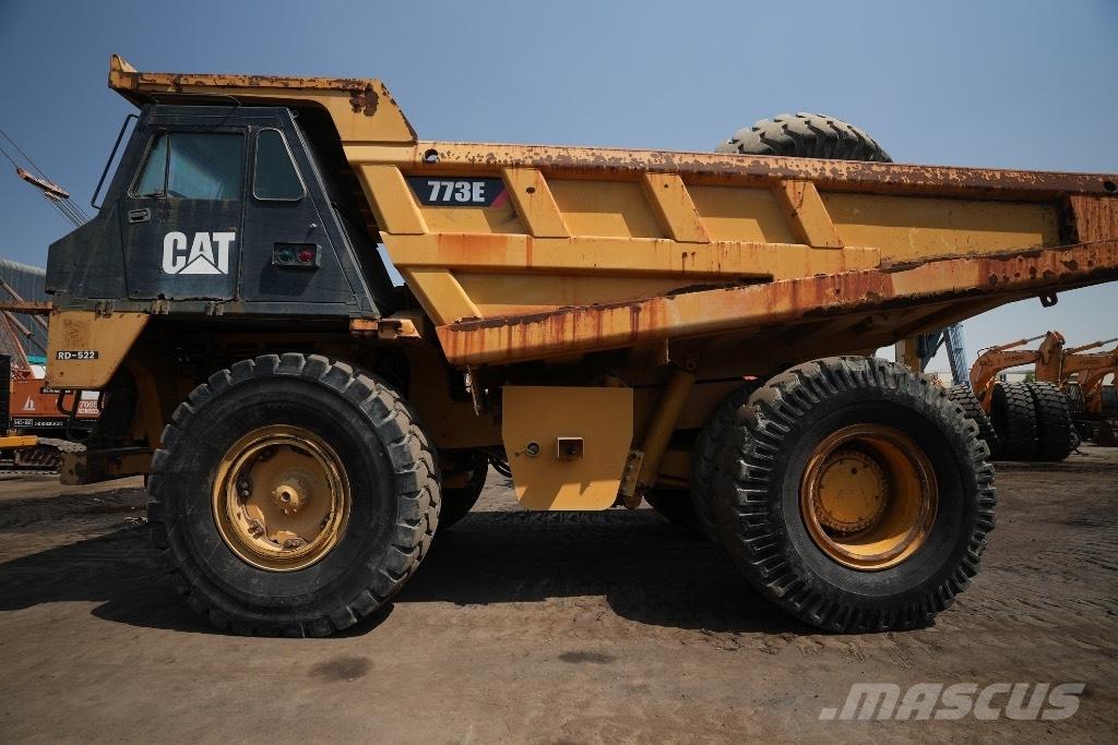 CAT 773 E Yol disi kaya kamyonu