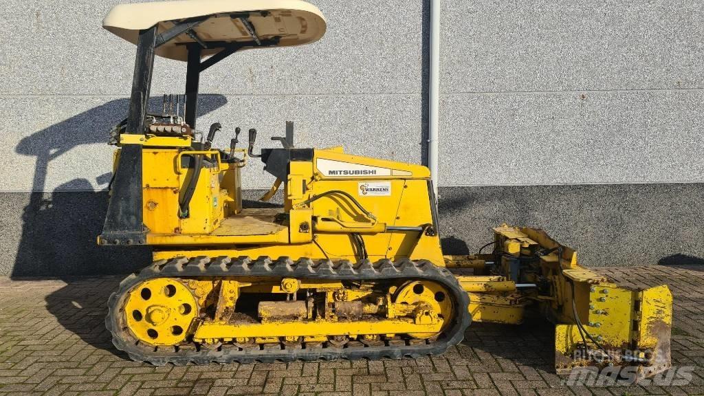 Mitsubishi BD2H Paletli yükleyiciler