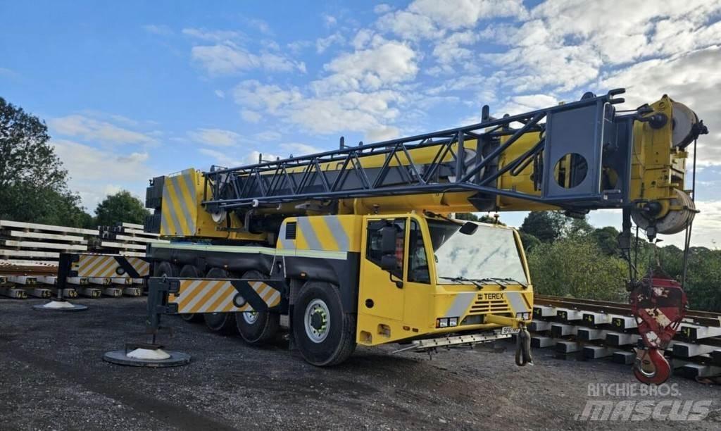 Terex AC140C Arazi Tipi Vinçler (RT)