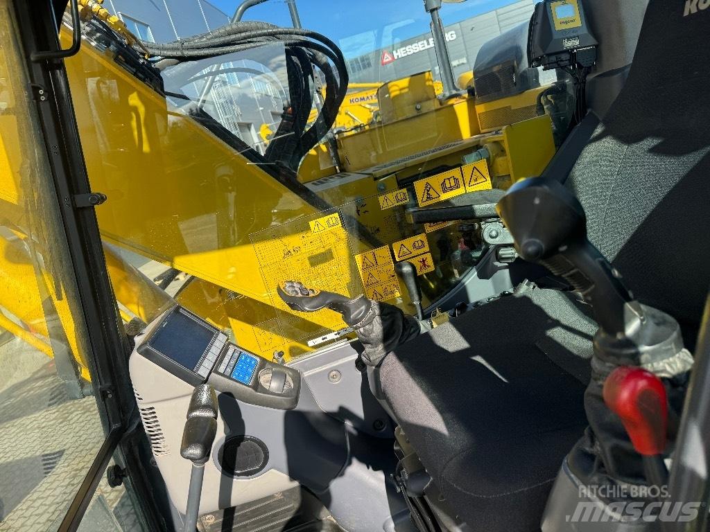 Komatsu PC 138 US-11 Paletli ekskavatörler