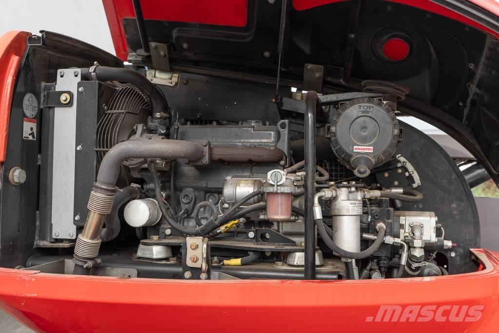 Manitou 160 ATJ Körüklü personel platformları