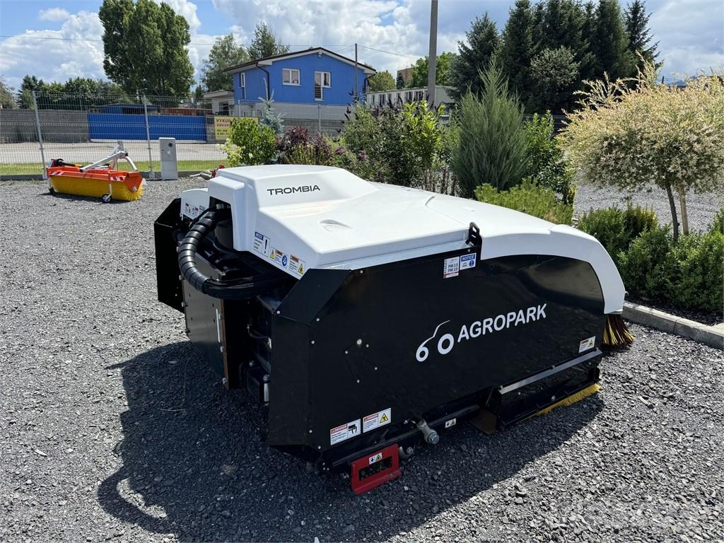  TROMBIA 220 Süpürgeler