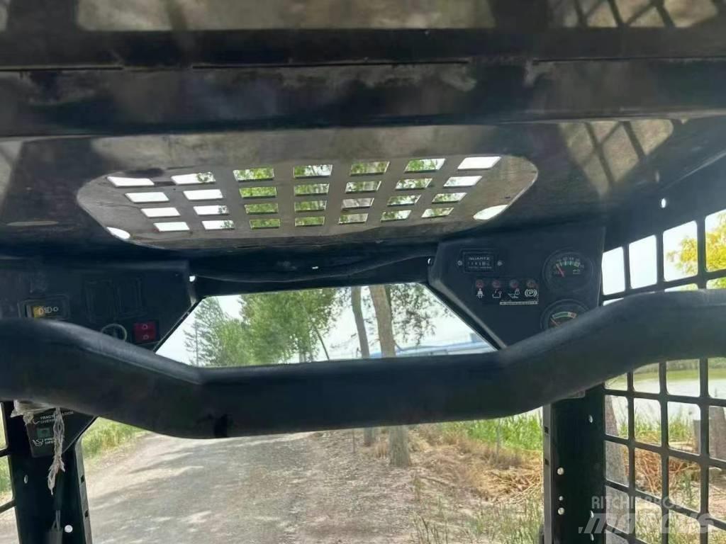 Bobcat S 70 Skid steer loderler