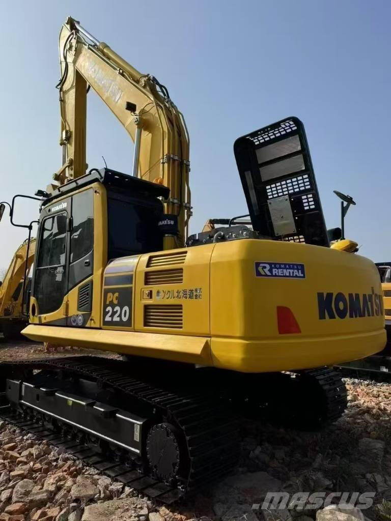 Komatsu PC 220-8 Paletli ekskavatörler