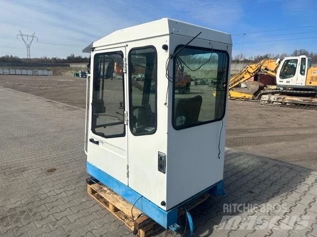 Fuchs MHL 330 Kabin