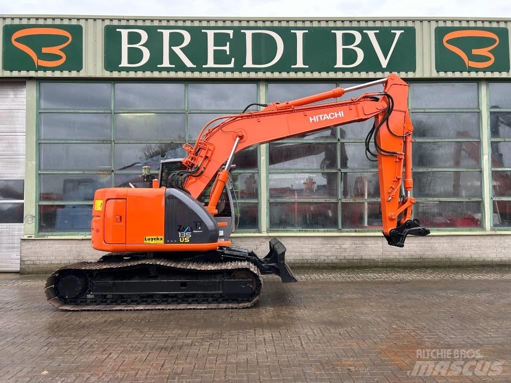 Hitachi ZX 135 US Paletli ekskavatörler