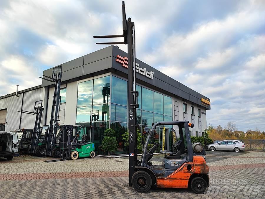 Toyota 02-8FGF20 LPG'li forkliftler