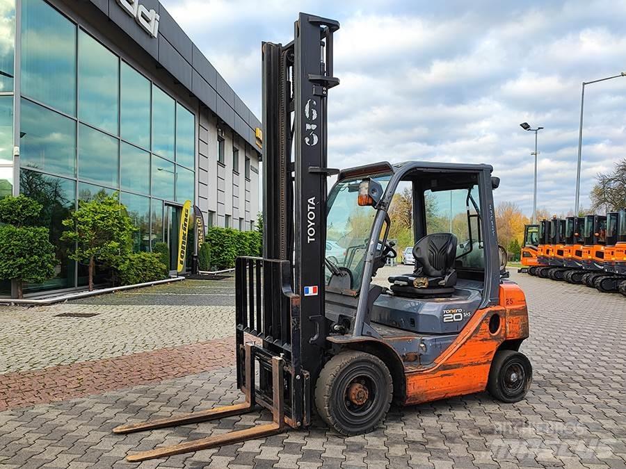 Toyota 02-8FGF20 LPG'li forkliftler