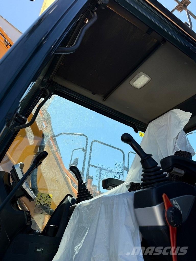 Hyundai HX 160 L Paletli ekskavatörler