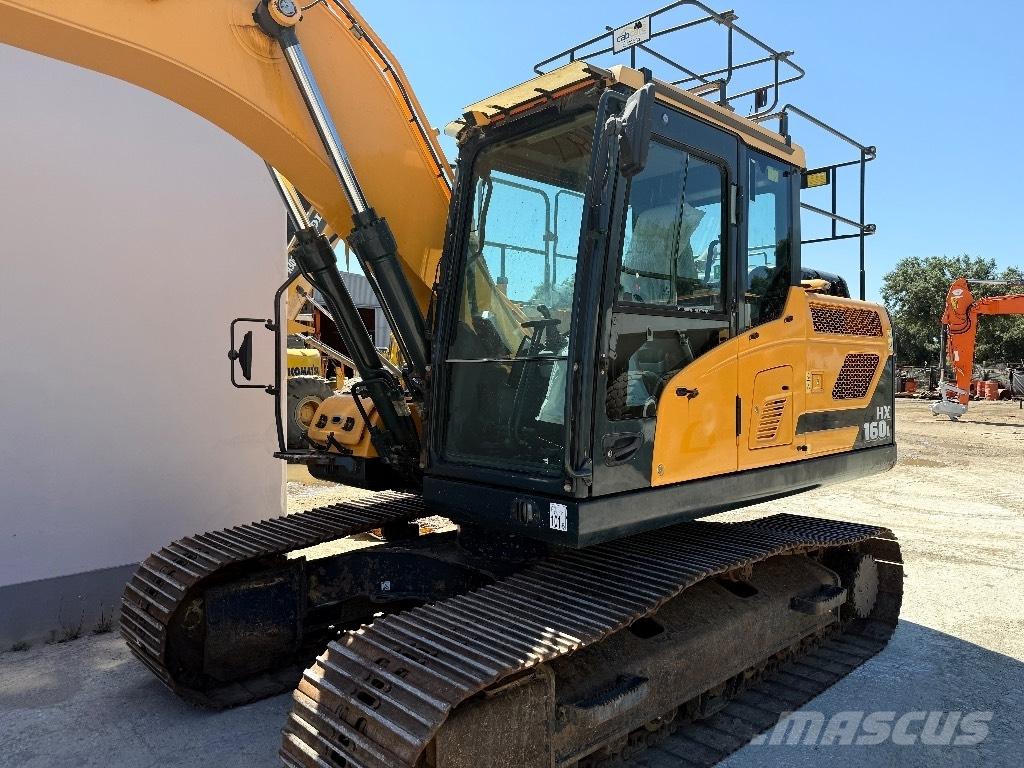 Hyundai HX 160 L Paletli ekskavatörler
