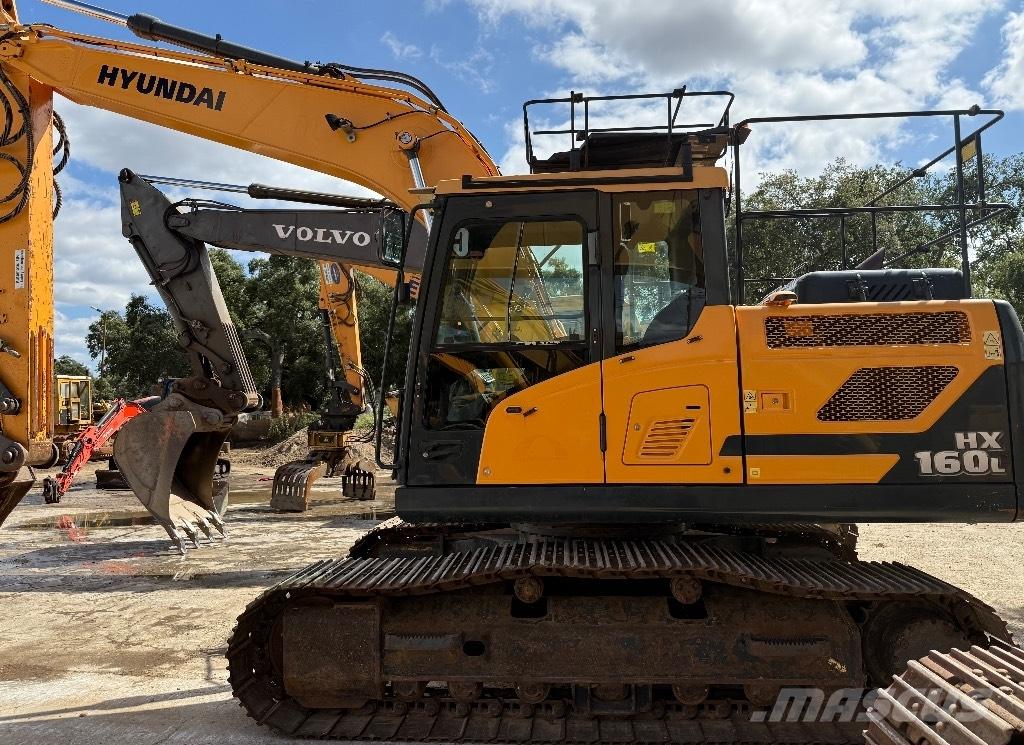 Hyundai HX 160 L Paletli ekskavatörler
