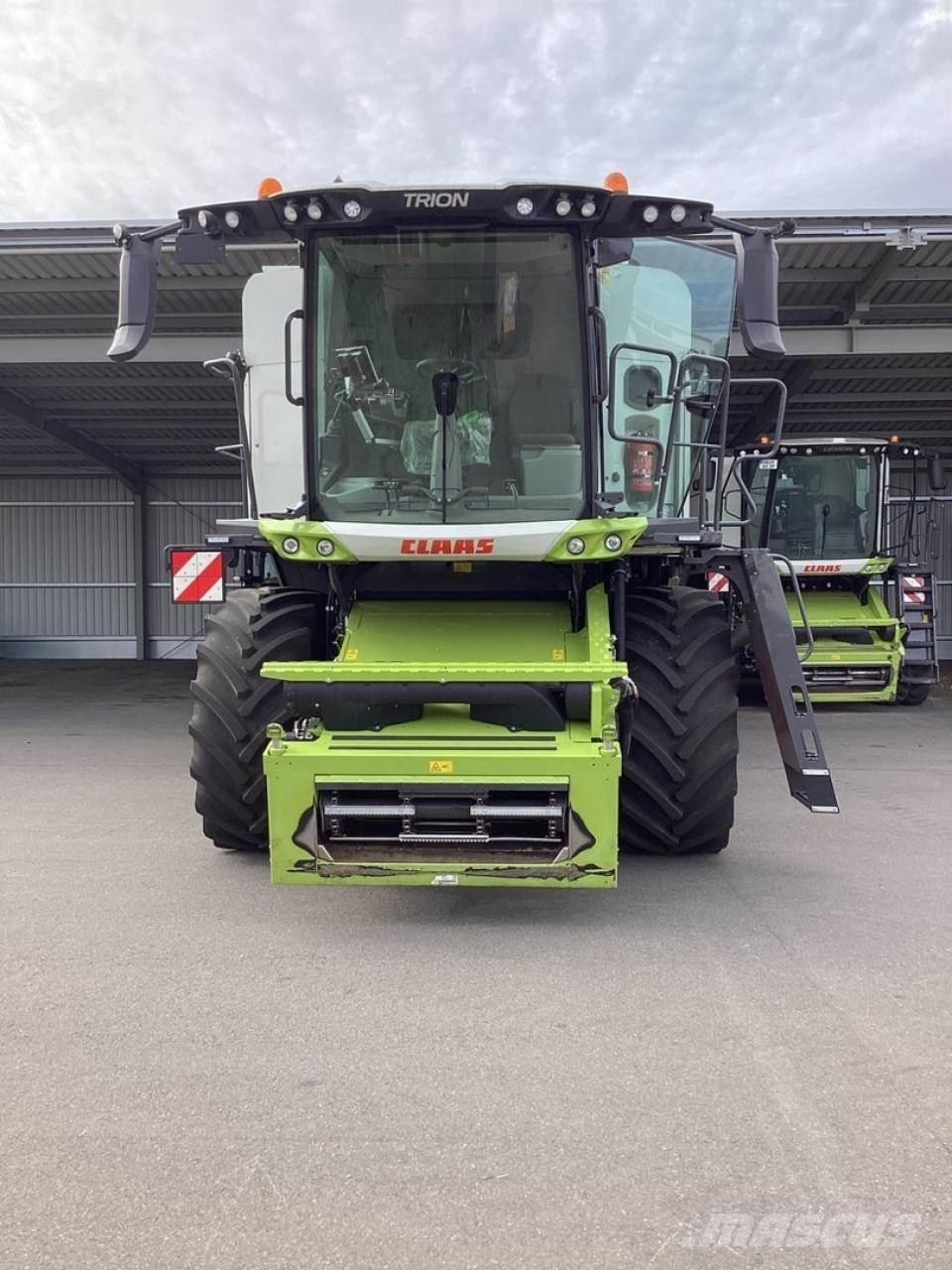 CLAAS Trion 520 Biçerdöverler