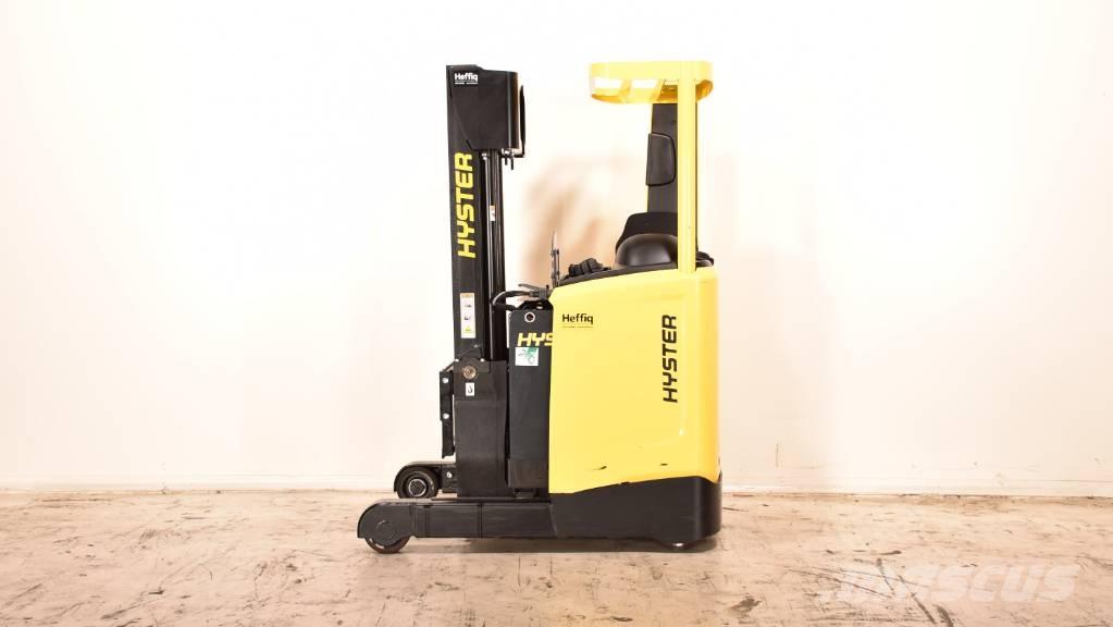 Hyster R 1.2 E Reach truck - depo içi istif araçları