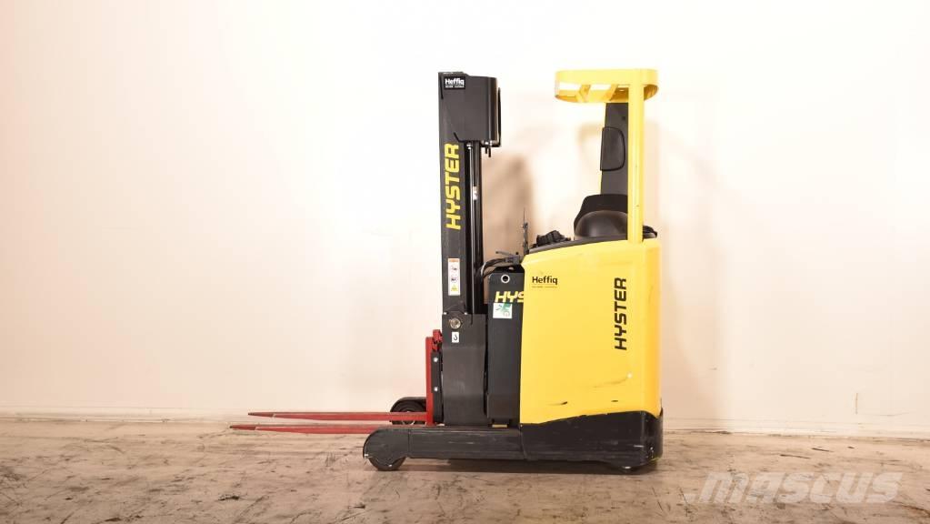 Hyster R 1.2 E Reach truck - depo içi istif araçları
