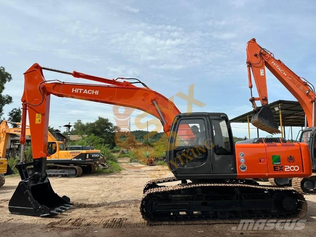 Hitachi EX 200 Paletli ekskavatörler