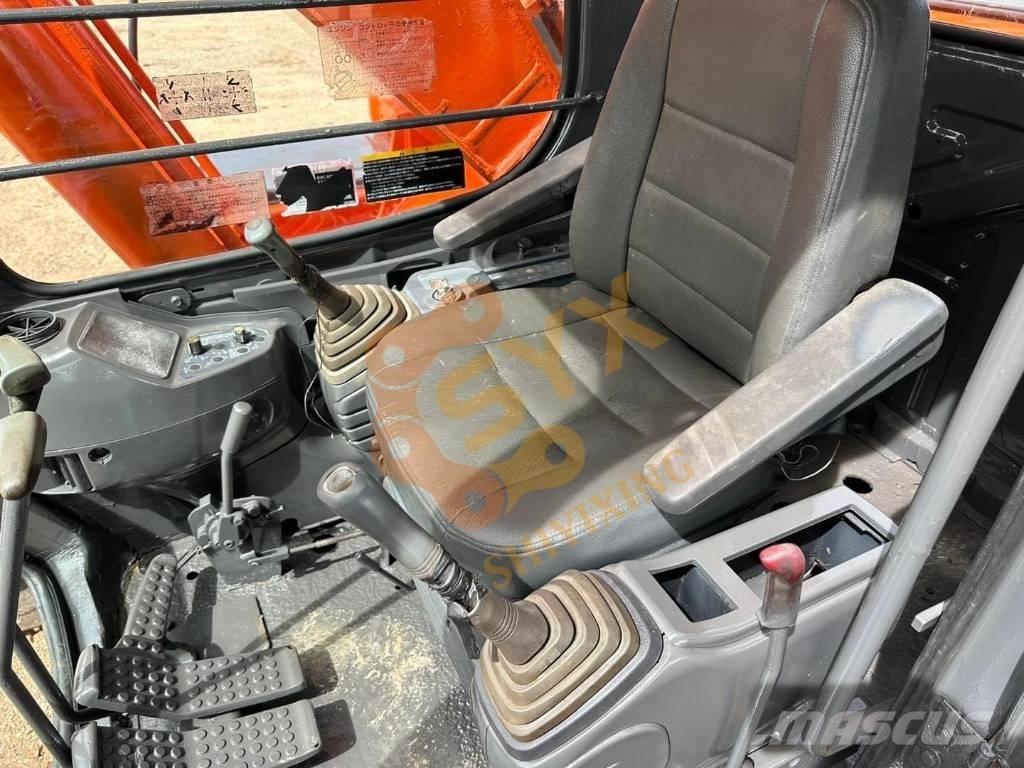 Hitachi EX 200 Paletli ekskavatörler