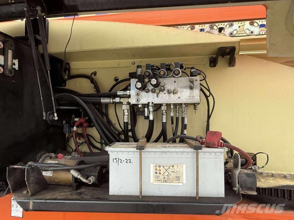 JLG 1350 SJP Teleskopik personel platformları