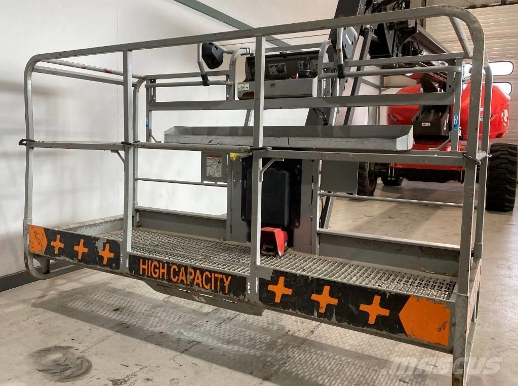 Manitou 220 TJ Teleskopik personel platformları