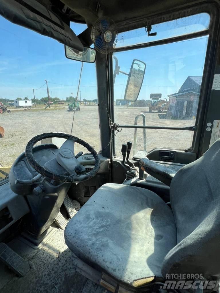 Komatsu WA 320 Tekerlekli yükleyiciler
