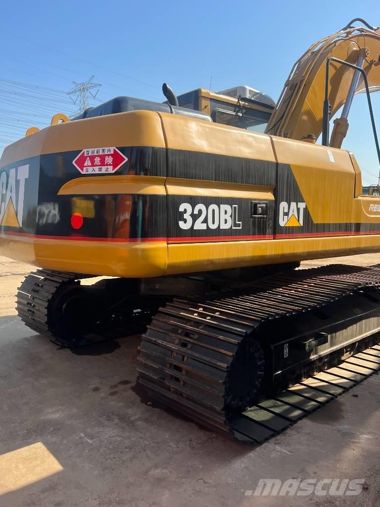 CAT 320 B Paletli ekskavatörler