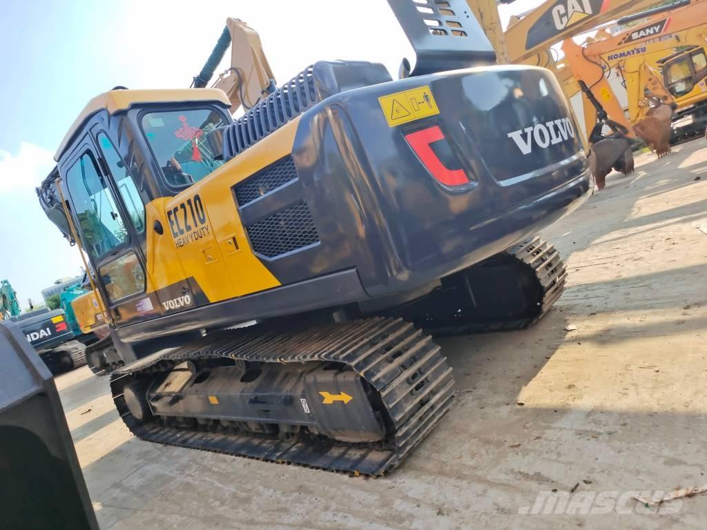 Volvo EC 210 D Paletli ekskavatörler