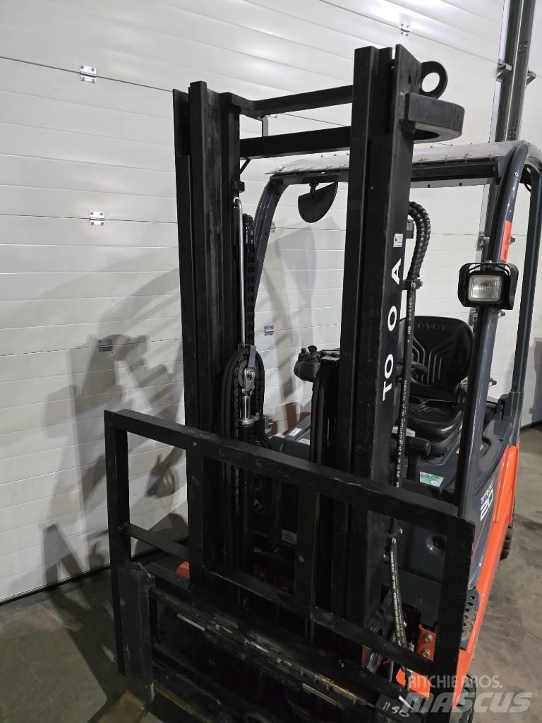 Toyota 8 FBMT 20 Elektrikli forkliftler