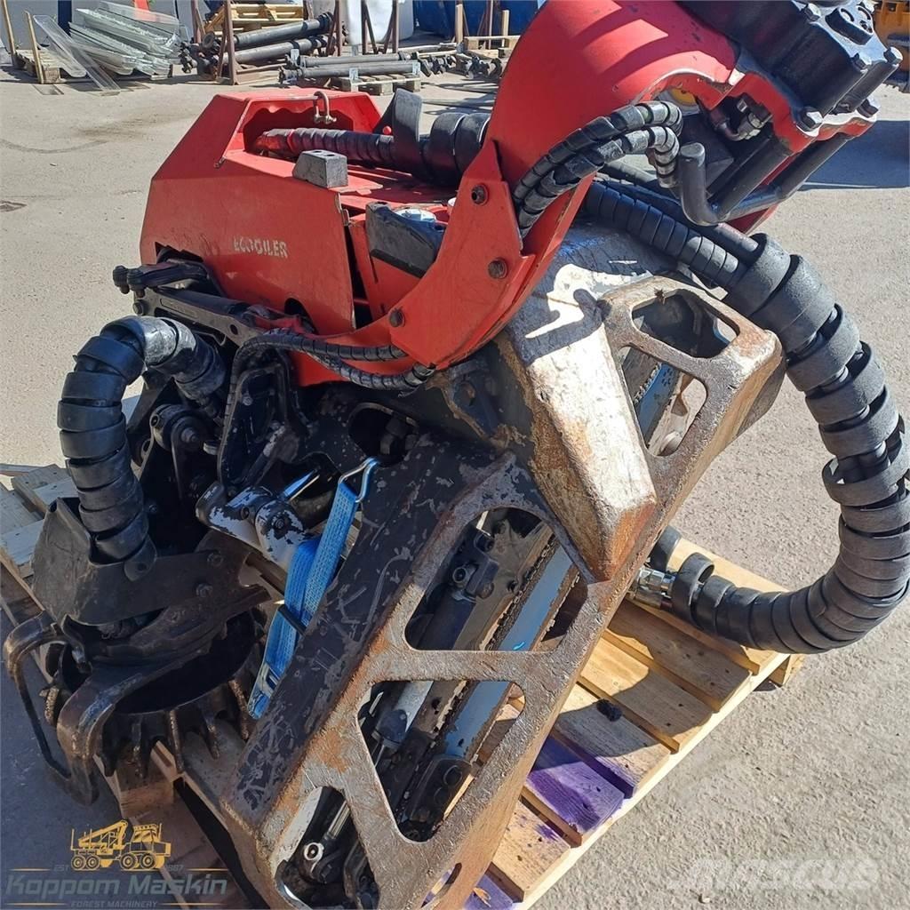 Komatsu C124 Agaç kesme robotlari