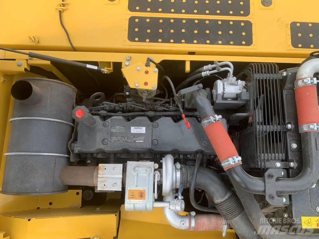Komatsu PC 220-8 Paletli ekskavatörler