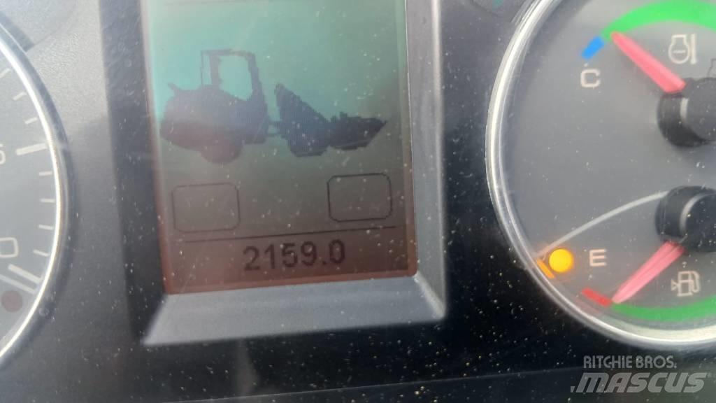 Hitachi ZW 75 Tekerlekli yükleyiciler
