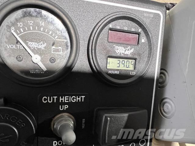 Grasshopper 400D/72R Sıfır dönüşlü çim biçme makineleri