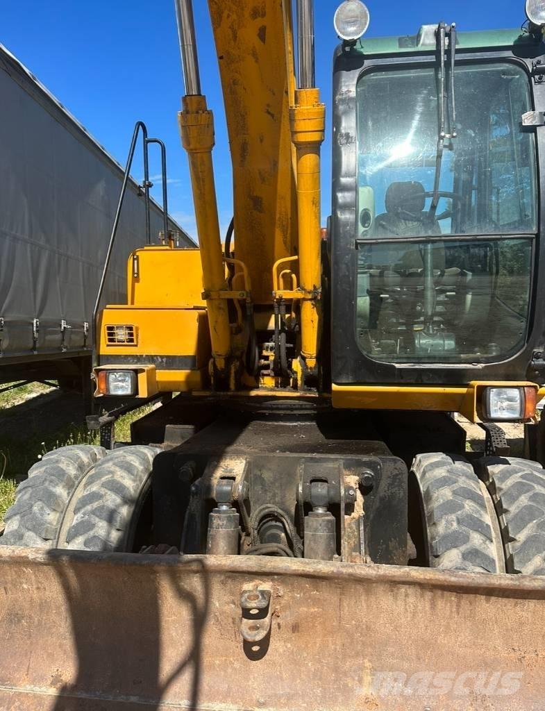 JCB JS 145 W Lastik tekerli ekskavatörler
