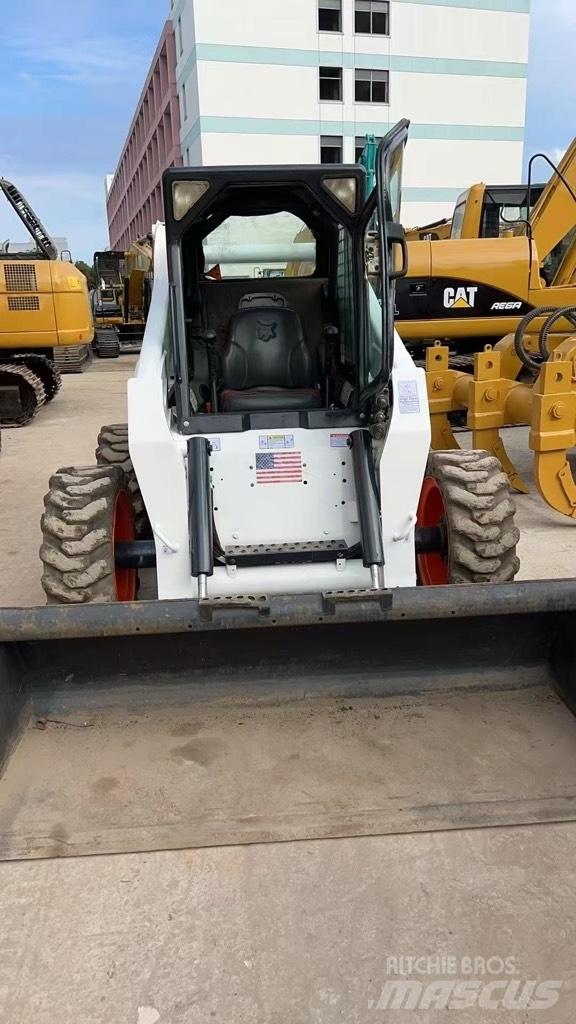 Bobcat S300 Skid steer loderler