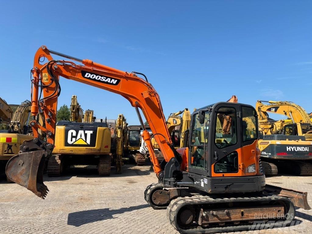 Doosan DX 80 R Midi ekskavatörler 7 - 12 t
