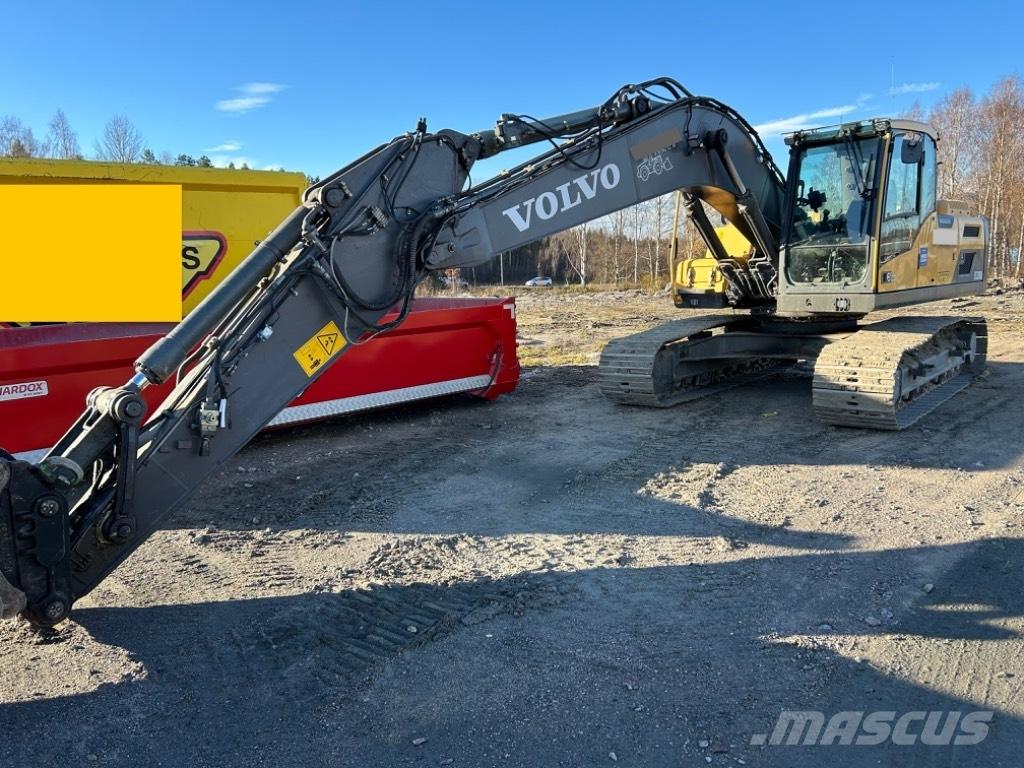 Volvo EC 220 DL Paletli ekskavatörler