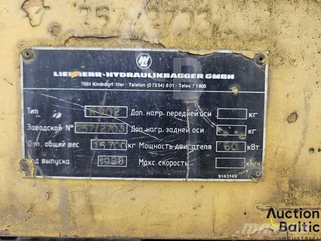 Liebherr R 902 Paletli ekskavatörler