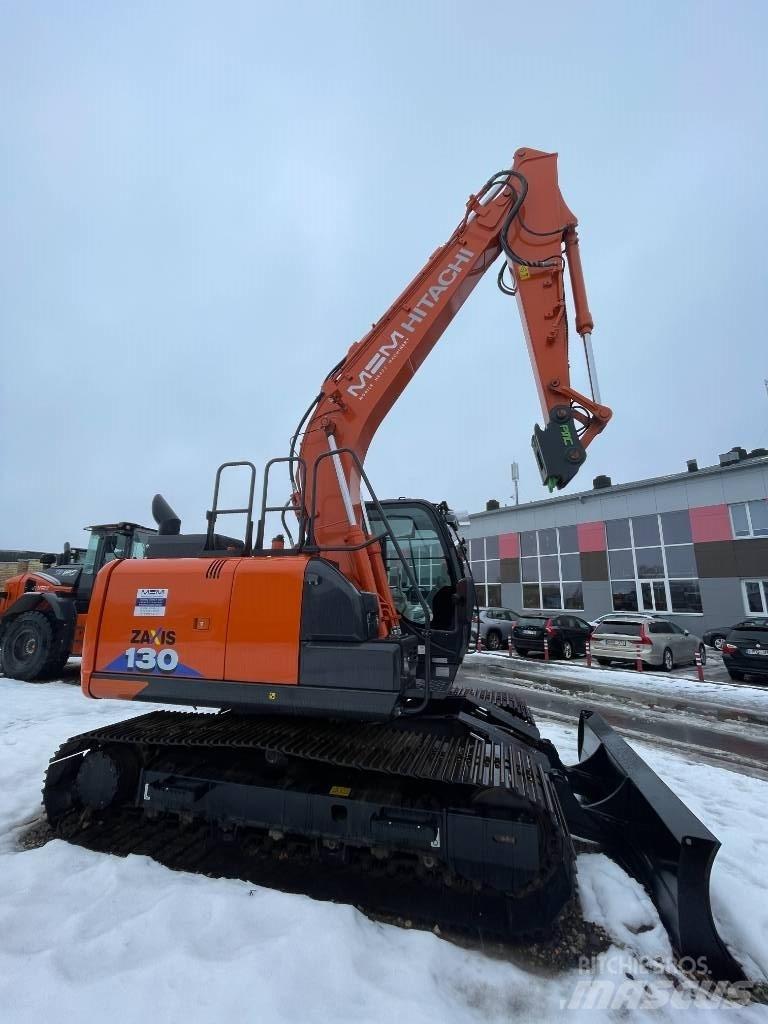 Hitachi ZX 130-6 Paletli ekskavatörler