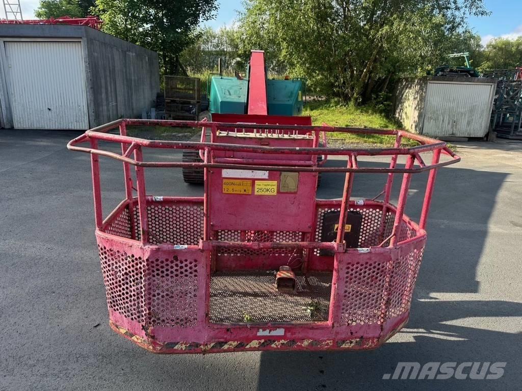 Aichi SR 182 Teleskopik personel platformları