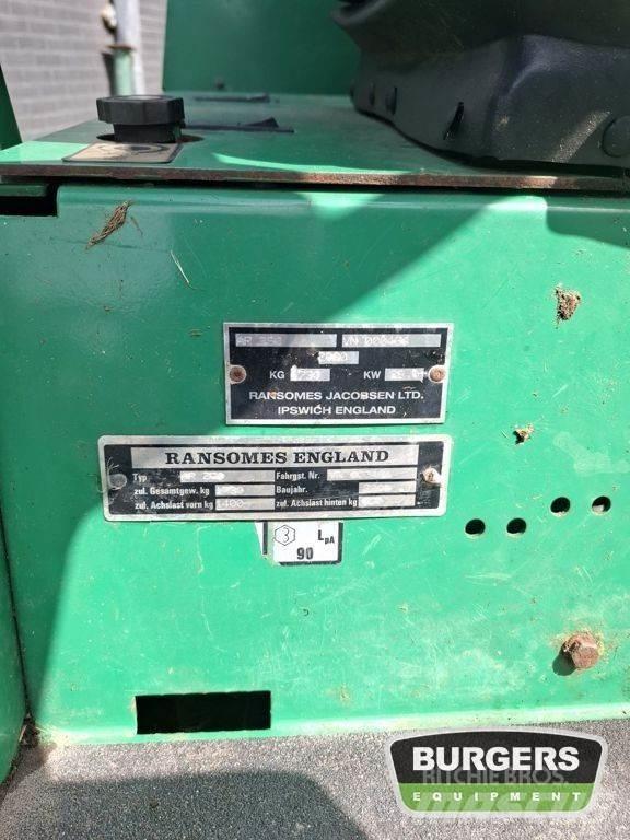 Ransomes AR250 Mobil çim biçme makineleri