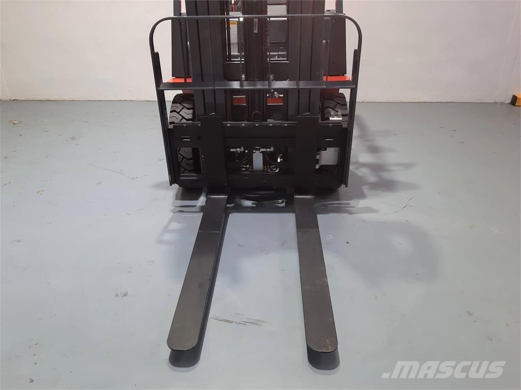 Heli CPCD25 XC26H Dizel forkliftler