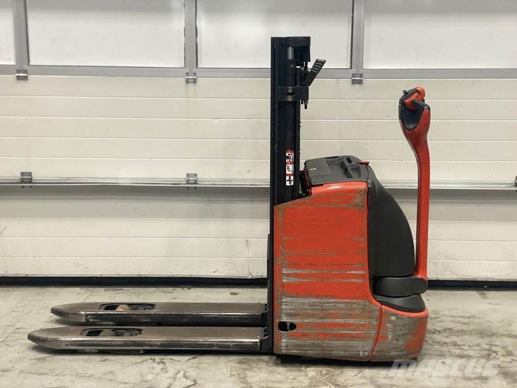 Linde L12 I Yaya kumandali istif makinasi