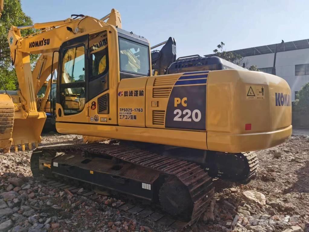 Komatsu PC 220-8 Paletli ekskavatörler