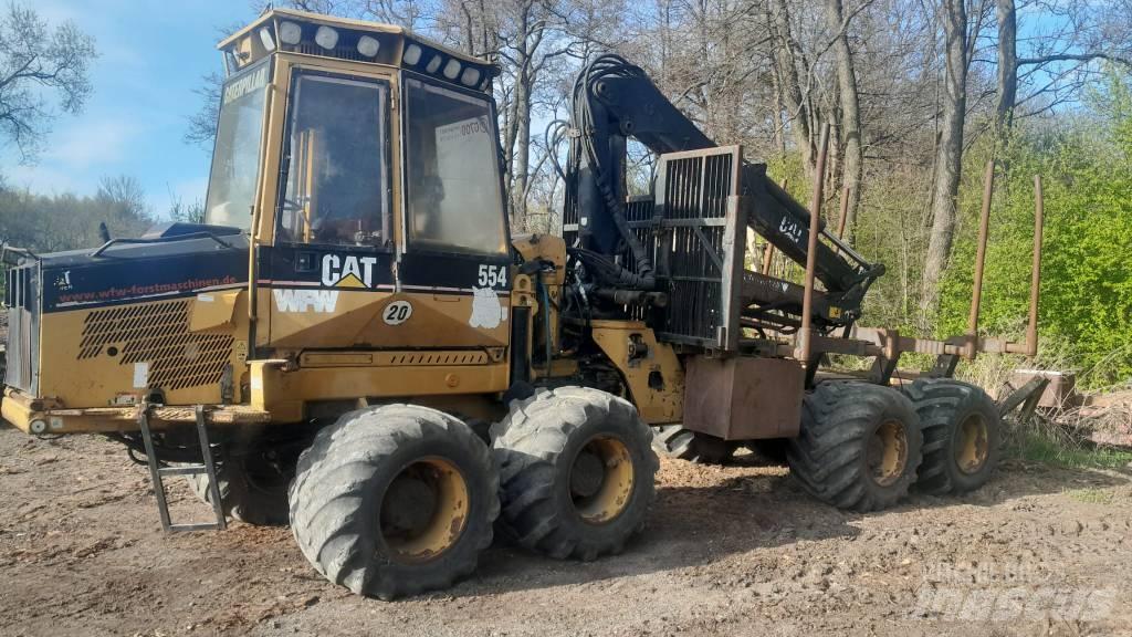 CAT 554 Tomruk yükleyici traktörler