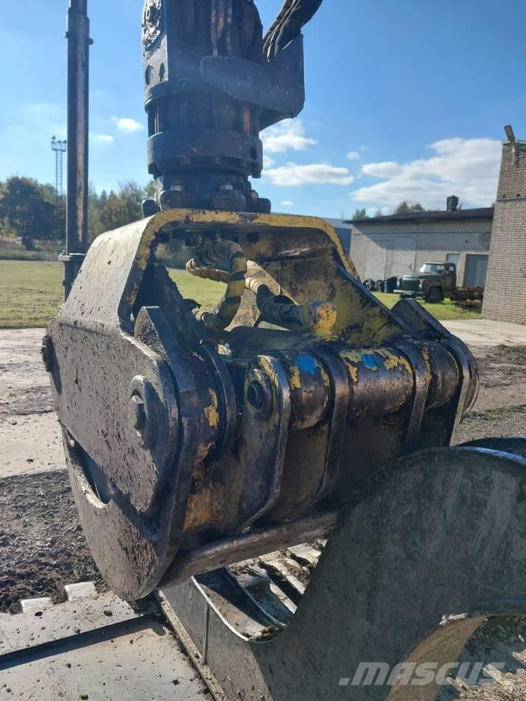 John Deere 1510G Tomruk yükleyici traktörler