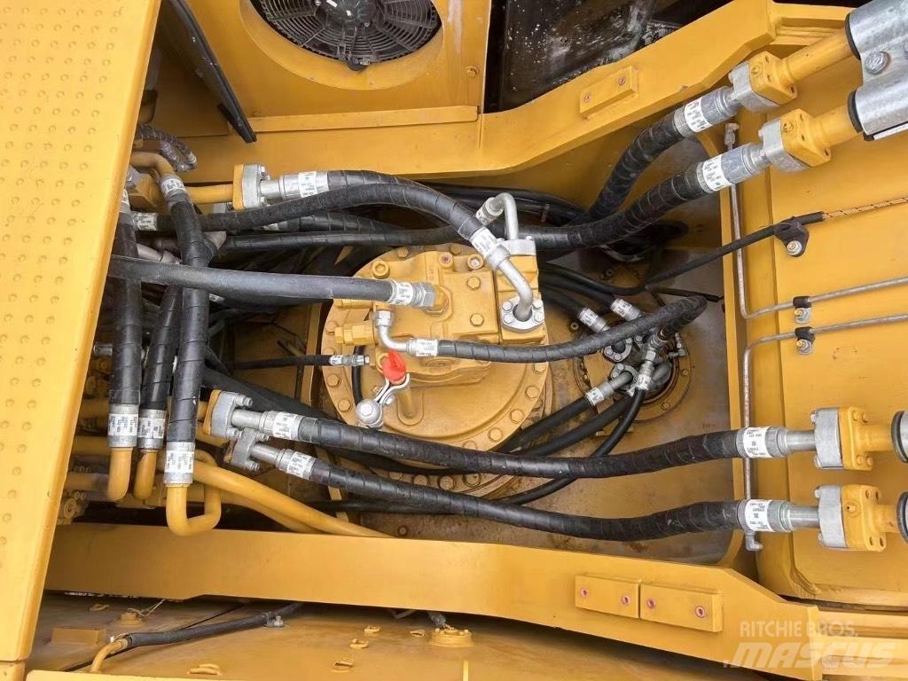 CAT 340 Paletli ekskavatörler