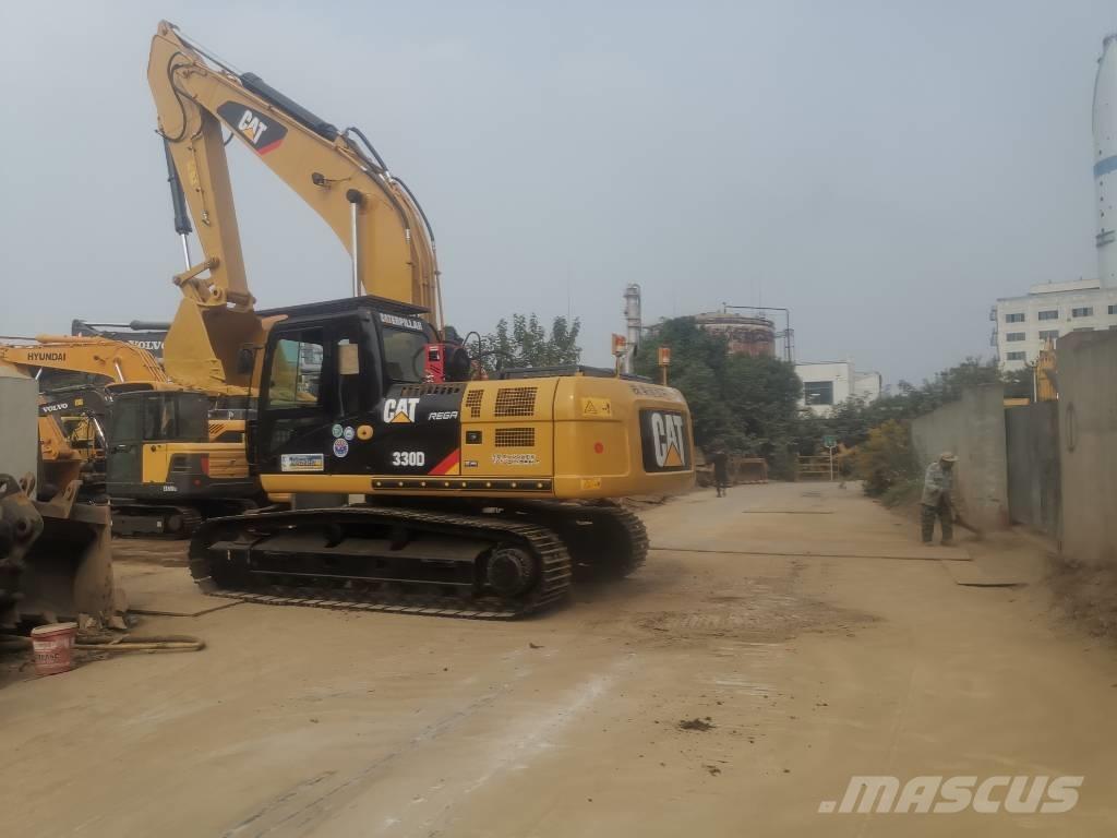 CAT 330 D Paletli ekskavatörler