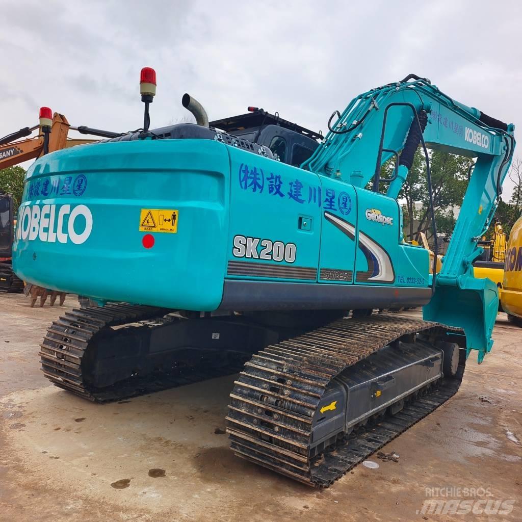 Kobelco SK 200 Paletli ekskavatörler