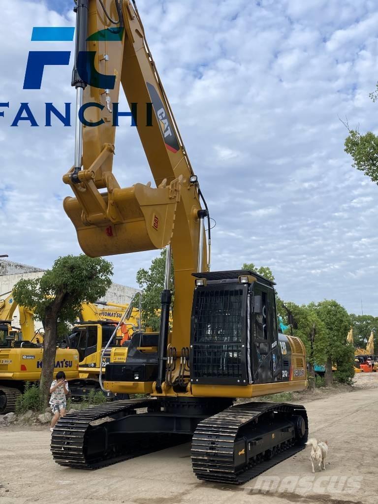 CAT 324 D Paletli ekskavatörler