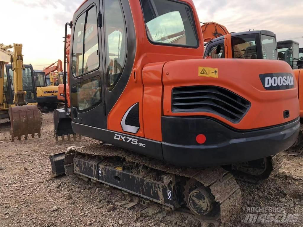 Doosan 75-9c Paletli ekskavatörler