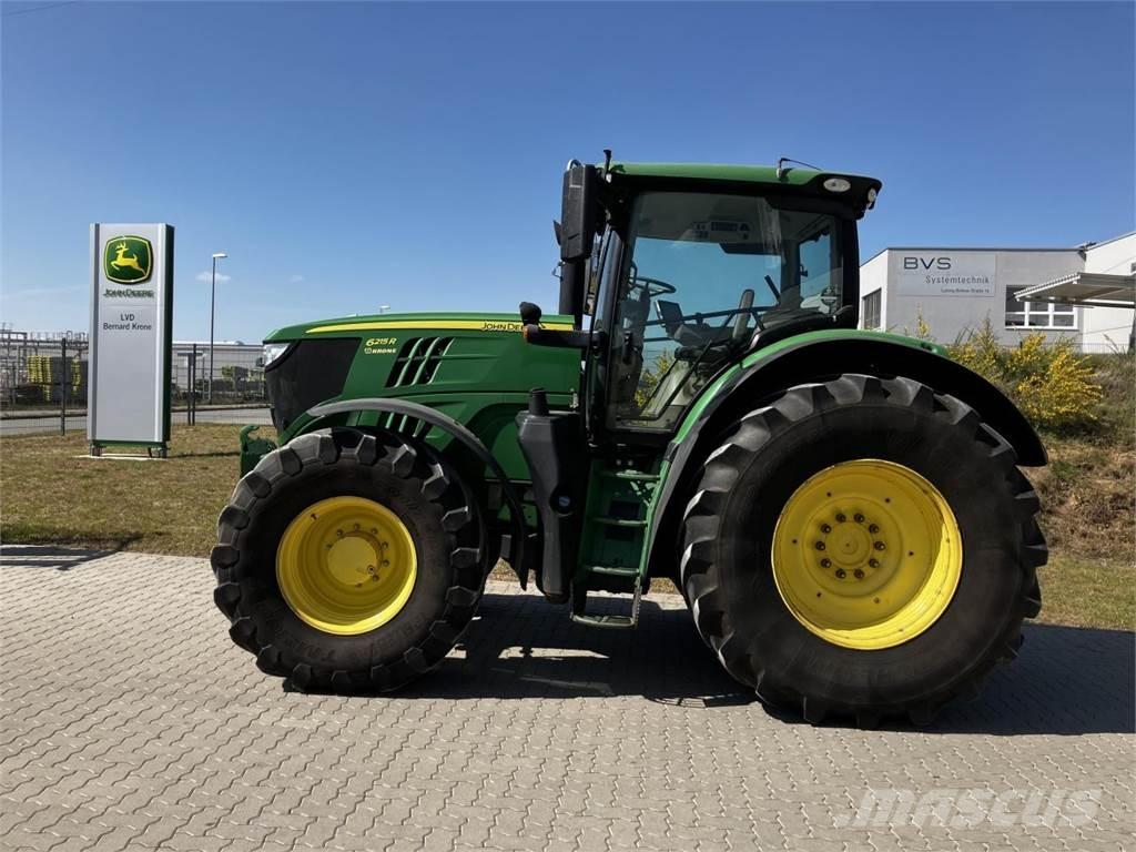 John Deere 6215R Traktörler