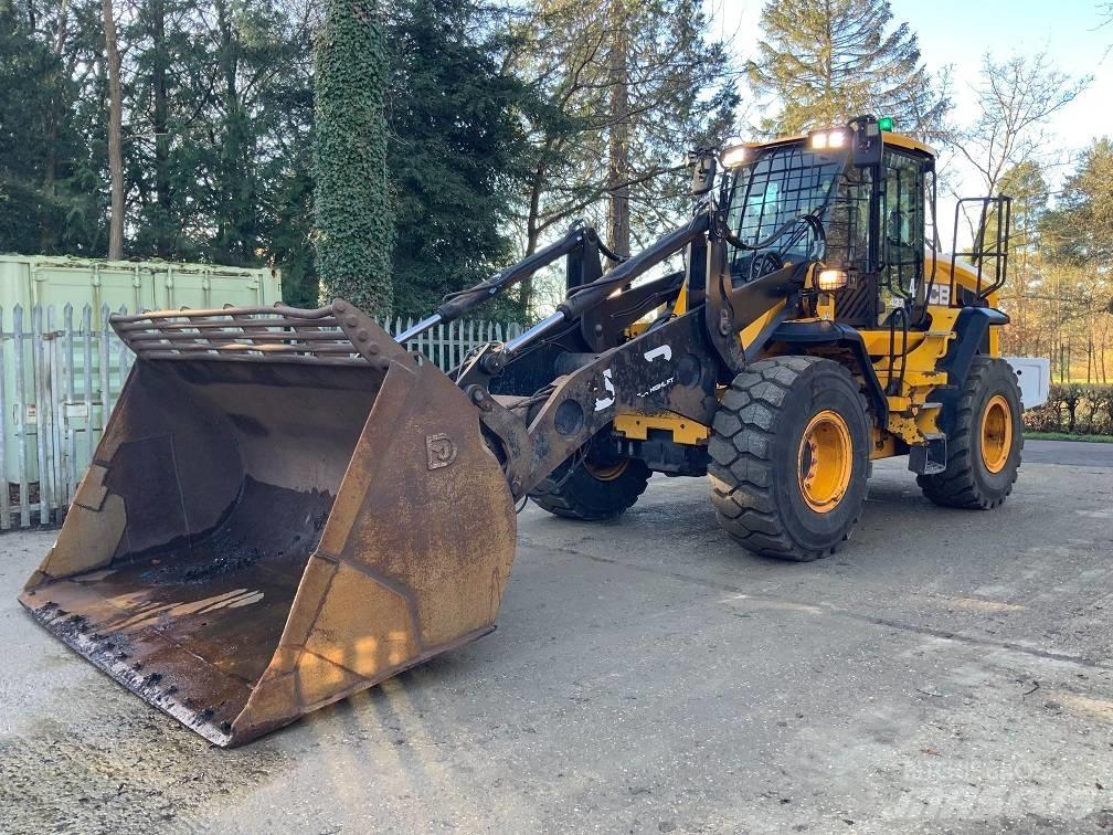 JCB 437 HT Tekerlekli yükleyiciler